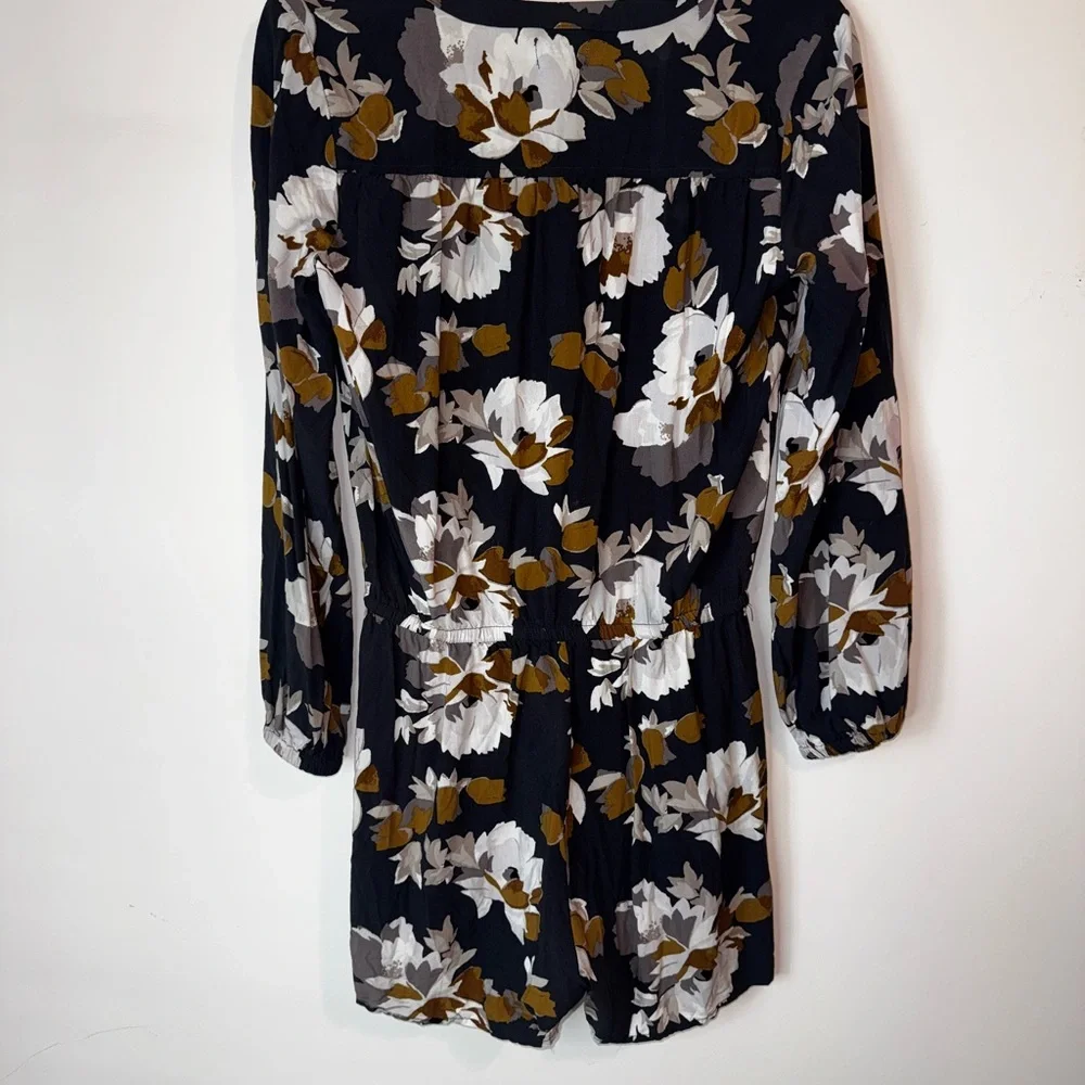 Floral Print Romper with Button Detail - Picture 2 of 4